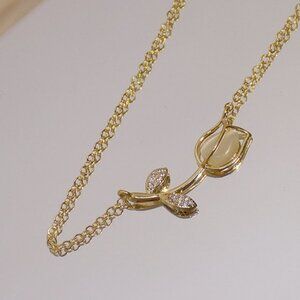 NEW 14K Gold Plated Diamond Flower Leaf Necklace